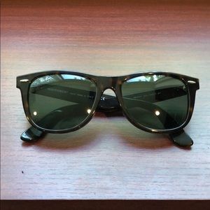 Ray Ban Wayfarer Sunglasses